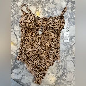 NWT Shade and Shore One Piece Leopard Print Bathing Suit